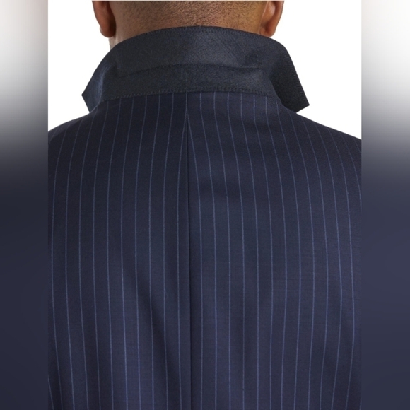 Ralph Lauren Men’s 40R Navy Pinstripe Wool Blazer – Classic Fit - Picture 3 of 16